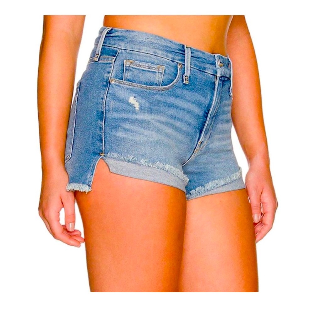 GOOD AMERICAN GOOD CURVE SHORT DISTRESSED DENIM NWT